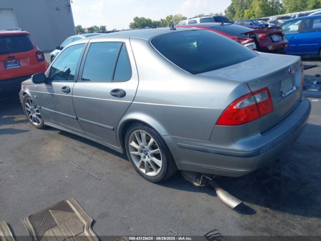 2002 SAAB 9-5 YS3EH49G623042706 Photo 2