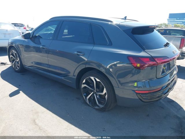 2024 AUDI Q8 E-TRON WA15AAGEXRB027700 Photo 2