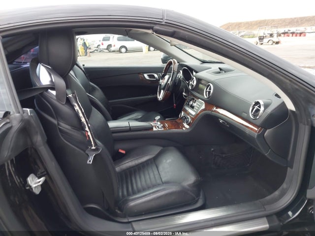 Mercedes-Benz 2014 2014 WDDJK7DA5EF028526 Image 5