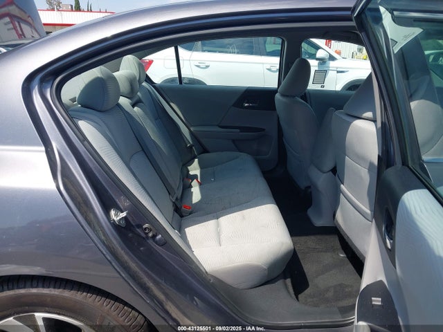 1HGCR2F33HA054318 Honda k24w1