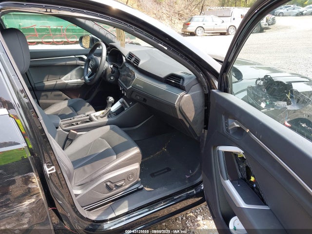 2025 AUDI Q3 WA1DECF30S1008645 Photo 4