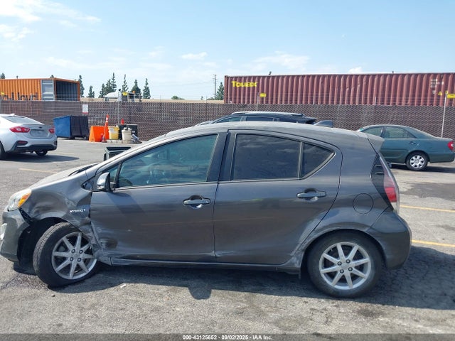 JTDKDTB39F1092962 Toyota 1nz-fxe+1lm