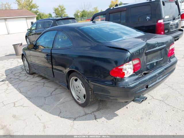 2002 MERCEDES-BENZ CLK 55 AMG WDBLJ74G32T109997 Photo 2