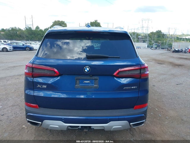 BMW X5 2019 5UXCR6C58KLL63675 Image 17