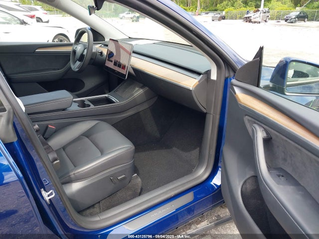 2023 TESLA MODEL Y 7SAYGDEE3PA193251 Photo 4