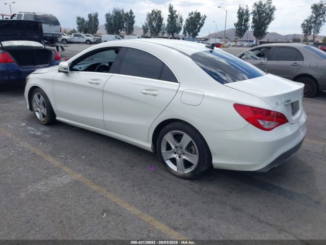 2017 MERCEDES-BENZ CLA WDDSJ4EB2HN423805 Photo 2
