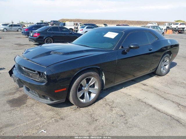 Dodge Challenger 2016 2C3CDZAG1GH195392 Image 2