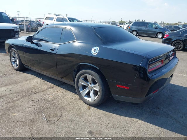 Dodge Challenger 2016 2C3CDZAG1GH195392 Image 3