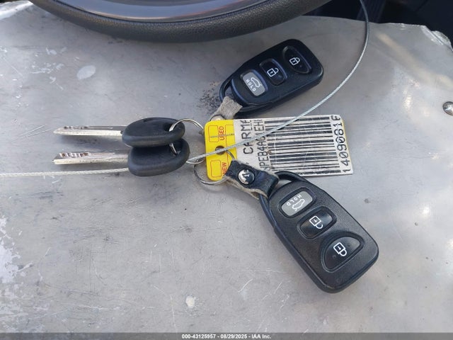 5NPEB4AC1EH833235 Hyundai gamma