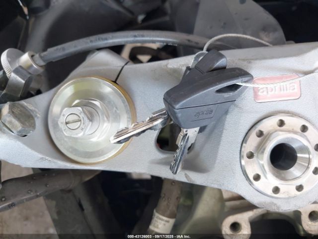 2024 APRILIA RS ZD4KSUG07RS002981 Photo 10