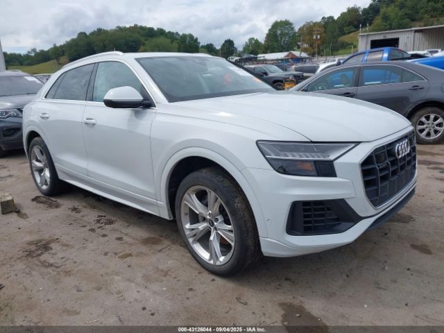 2022 AUDI Q8 WA1BVBF10ND017090 Photo 0
