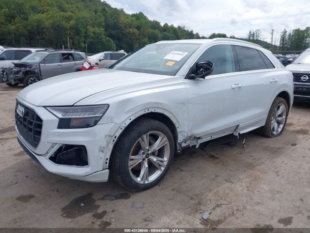 2022 AUDI Q8 WA1BVBF10ND017090 Photo 1