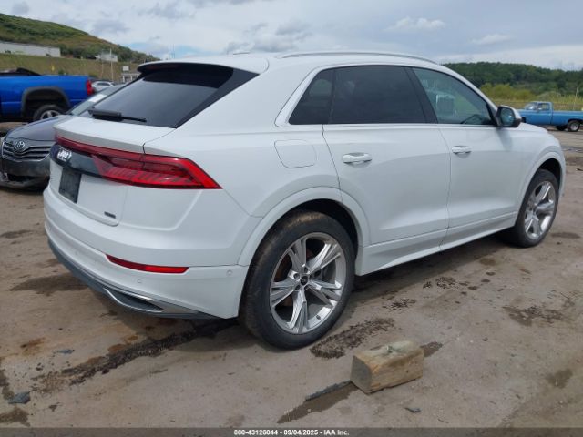 2022 AUDI Q8 WA1BVBF10ND017090 Photo 3
