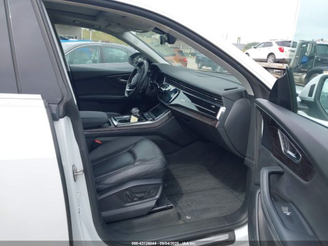2022 AUDI Q8 WA1BVBF10ND017090 Photo 4