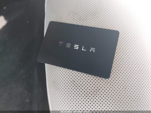 2025 TESLA MODEL 3 5YJ3E1EA7SF994883 Photo 10