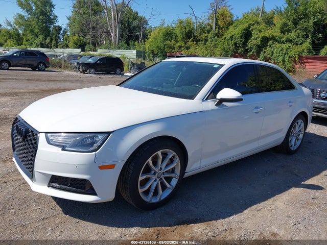 2017 AUDI A4 WAUBNAF43HN011208 Photo 1