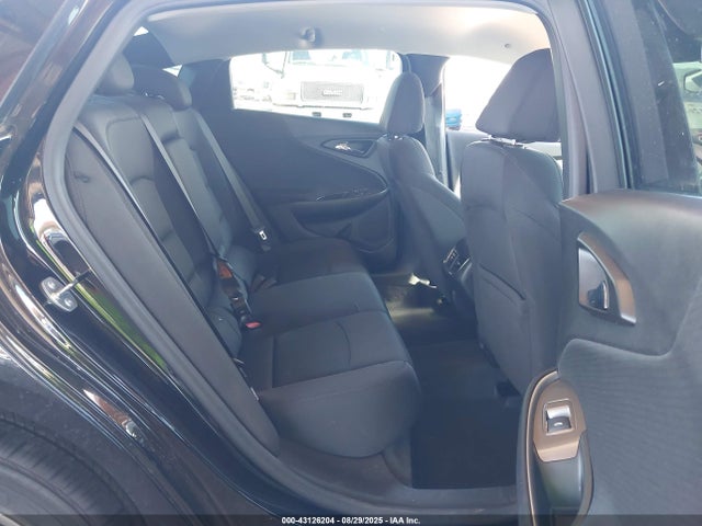 1G1ZD5ST2SF102053 Chevrolet lfv