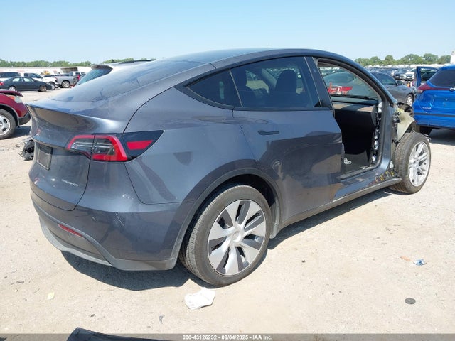 2023 TESLA MODEL Y 7SAYGDEE1PA150737 Photo 3