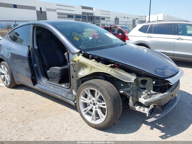 2023 TESLA MODEL Y 7SAYGDEE1PA150737 Photo 5