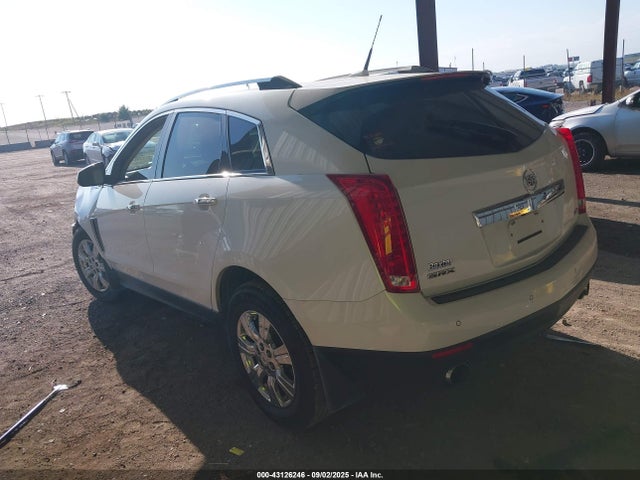 2014 CADILLAC SRX 3GYFNBE31ES677868 Photo 2