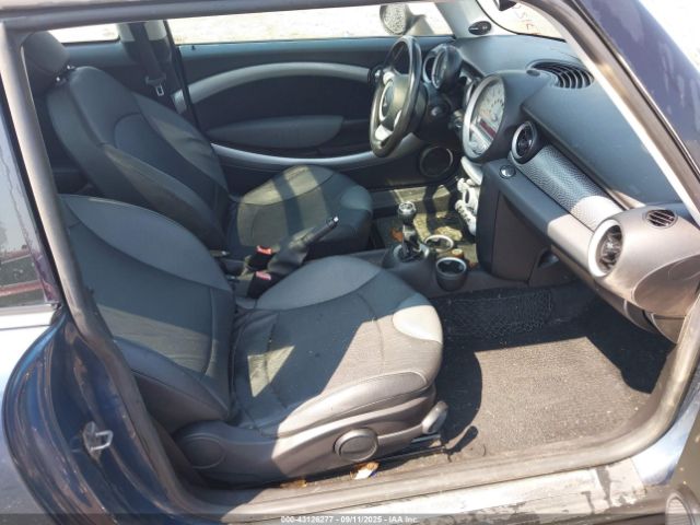 2010 MINI COOPER S WMWMF7C58ATX45074 Photo 4