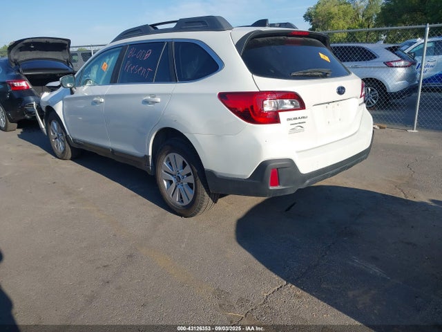 4S4BSAFC7J3275595 Subaru u5