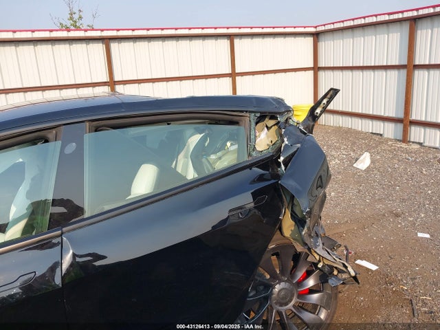 2022 TESLA MODEL 3 5YJ3E1EC3NF330232 Photo 5