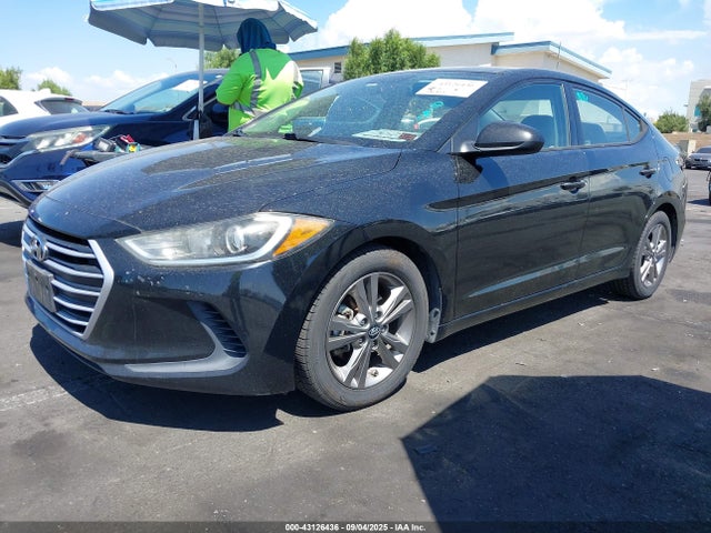 5NPD84LF1HH170917 Hyundai 2017