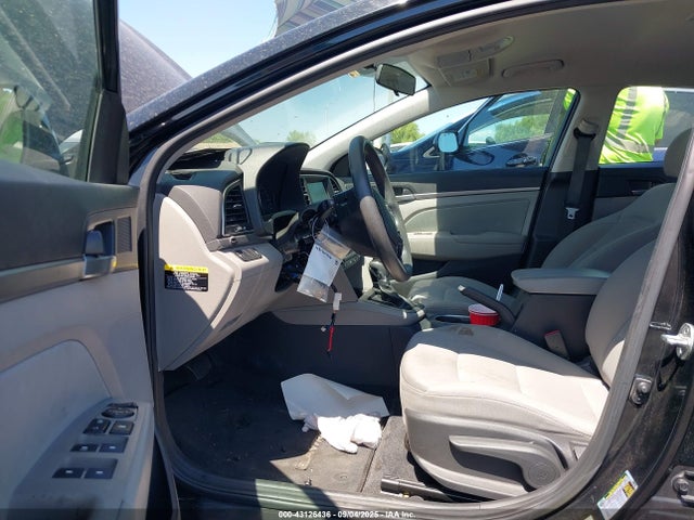 5NPD84LF1HH170917 Hyundai 2017