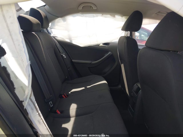 3VWD17AJ8FM354012 Volkswagen 1.8t
