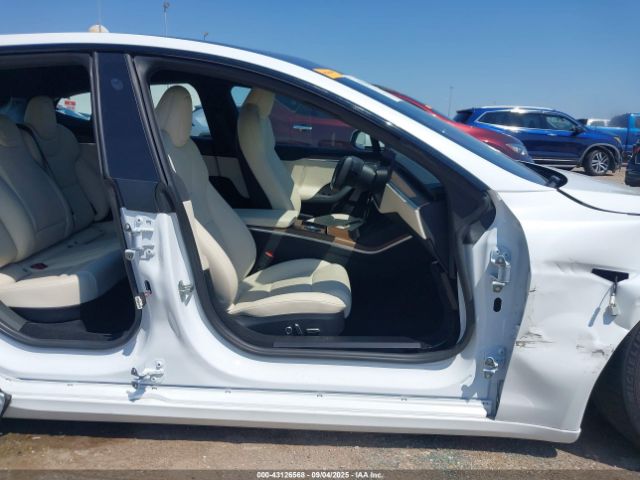 2022 TESLA MODEL S 5YJSA1E54NF488913 Photo 4