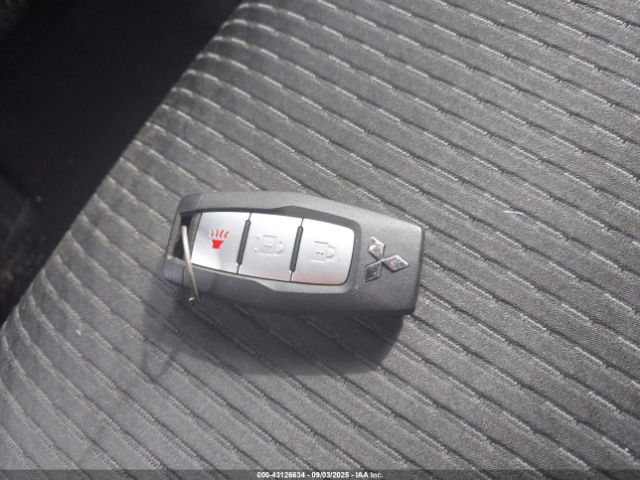 2022 MITSUBISHI OUTLANDER JA4J3TA80NZ040092 Photo 10