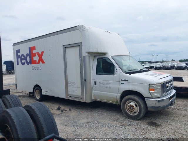 Ford 2019 2019 1FDWE4F68KDC03546 Image 13