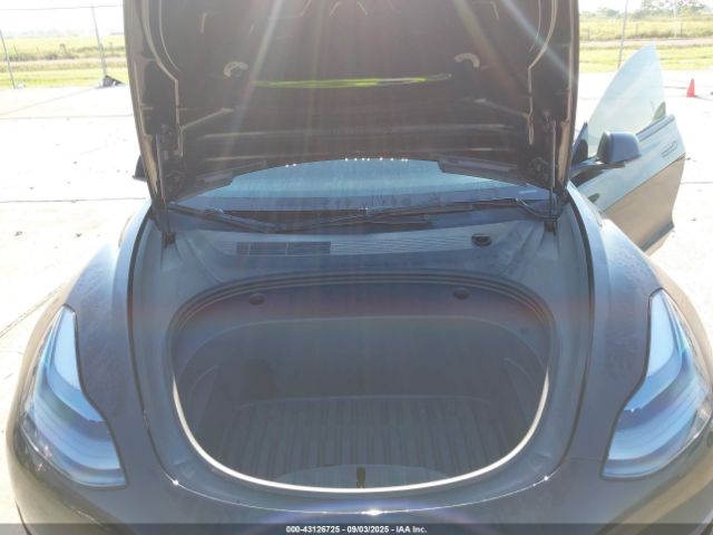 2023 TESLA MODEL 3 5YJ3E1EA5PF671925 Photo 9