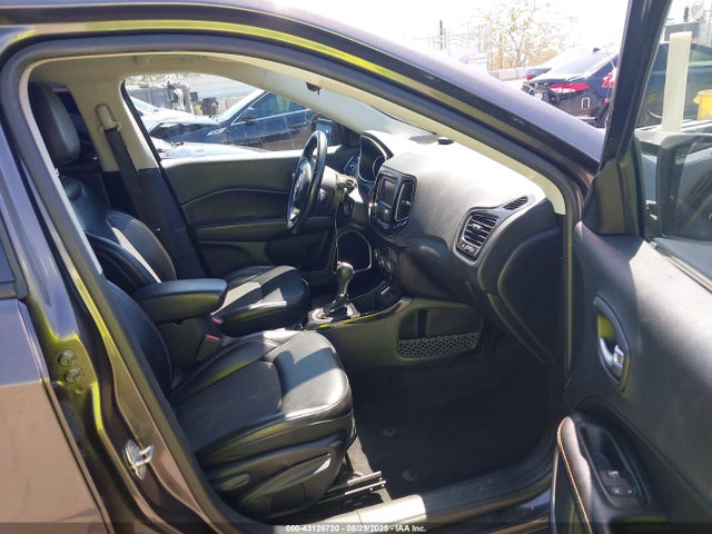 3C4NJCBB8JT466380 Jeep Compass