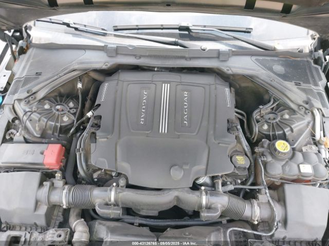 2016 JAGUAR XF SAJBD4BV8GCY22729 Photo 9