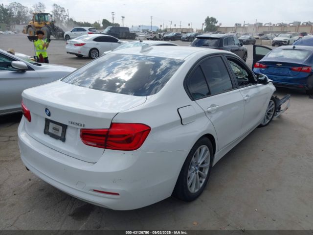 2018 BMW 320I WBA8E1G54JNU91136 Photo 3