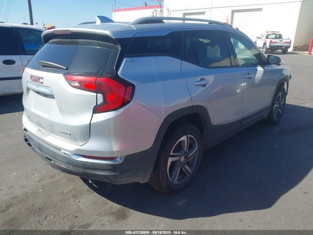 3GKALVEV8LL188582 GMC lyx