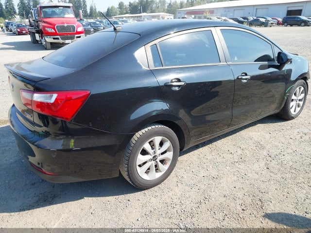 KIA gamma 2016 KNADN4A35G6676404 Image 4