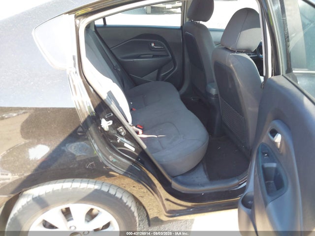 KIA gamma 2016 KNADN4A35G6676404 Image 8