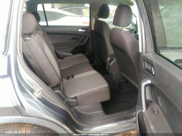 2018 VOLKSWAGEN TIGUAN 3VV1B7AX3JM110642 Photo 7