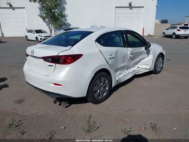 3MZBM1T72GM328097 Mazda pe