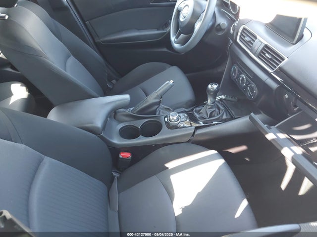 3MZBM1T72GM328097 Mazda pe