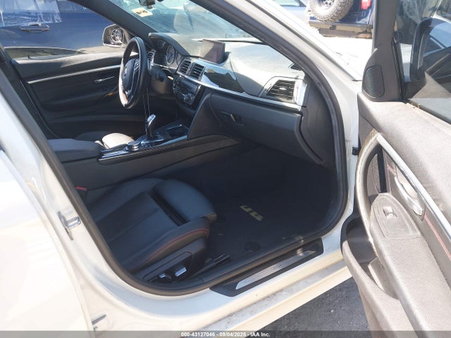 WBA8B9G5XHNU50785 BMW 330I