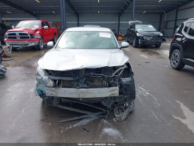 1N4BL4BV7LC209549 Nissan 2020