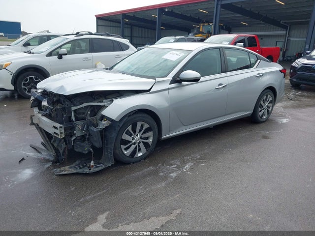 1N4BL4BV7LC209549 Nissan 2020