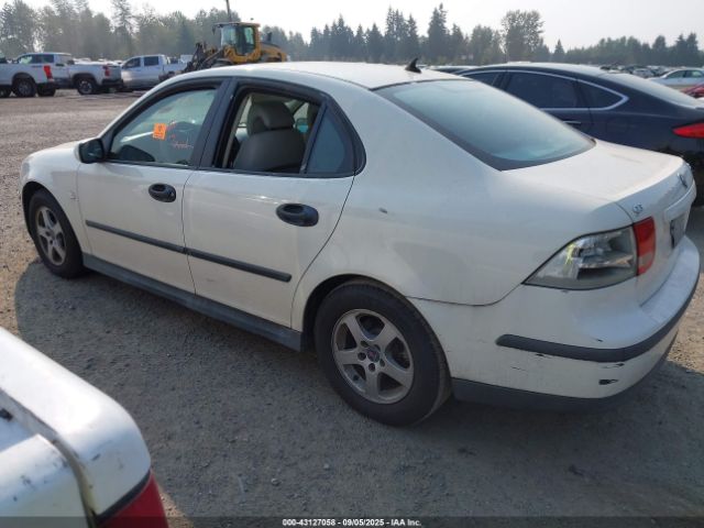 2004 SAAB 9-3 YS3FB49S441000818 Photo 2