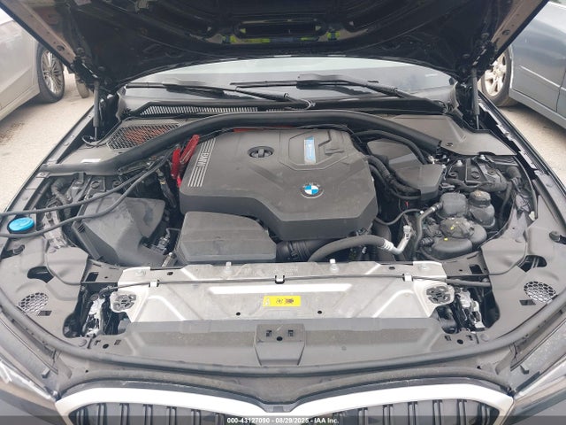 3MW39FF09R8E11488 BMW 330e