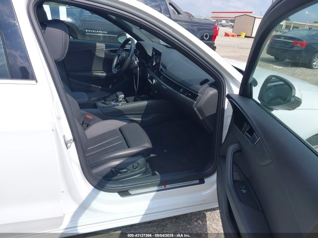 2022 AUDI A4 WAUEAAF49NN015008 Photo 4