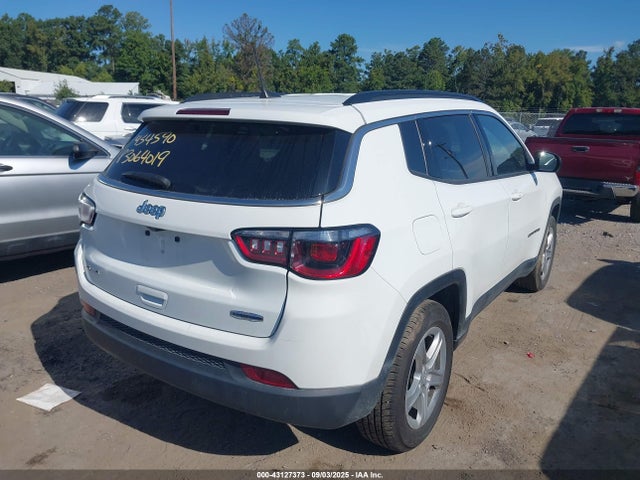 Jeep Compass 2024 3C4NJDBN6RT606793 Image 4
